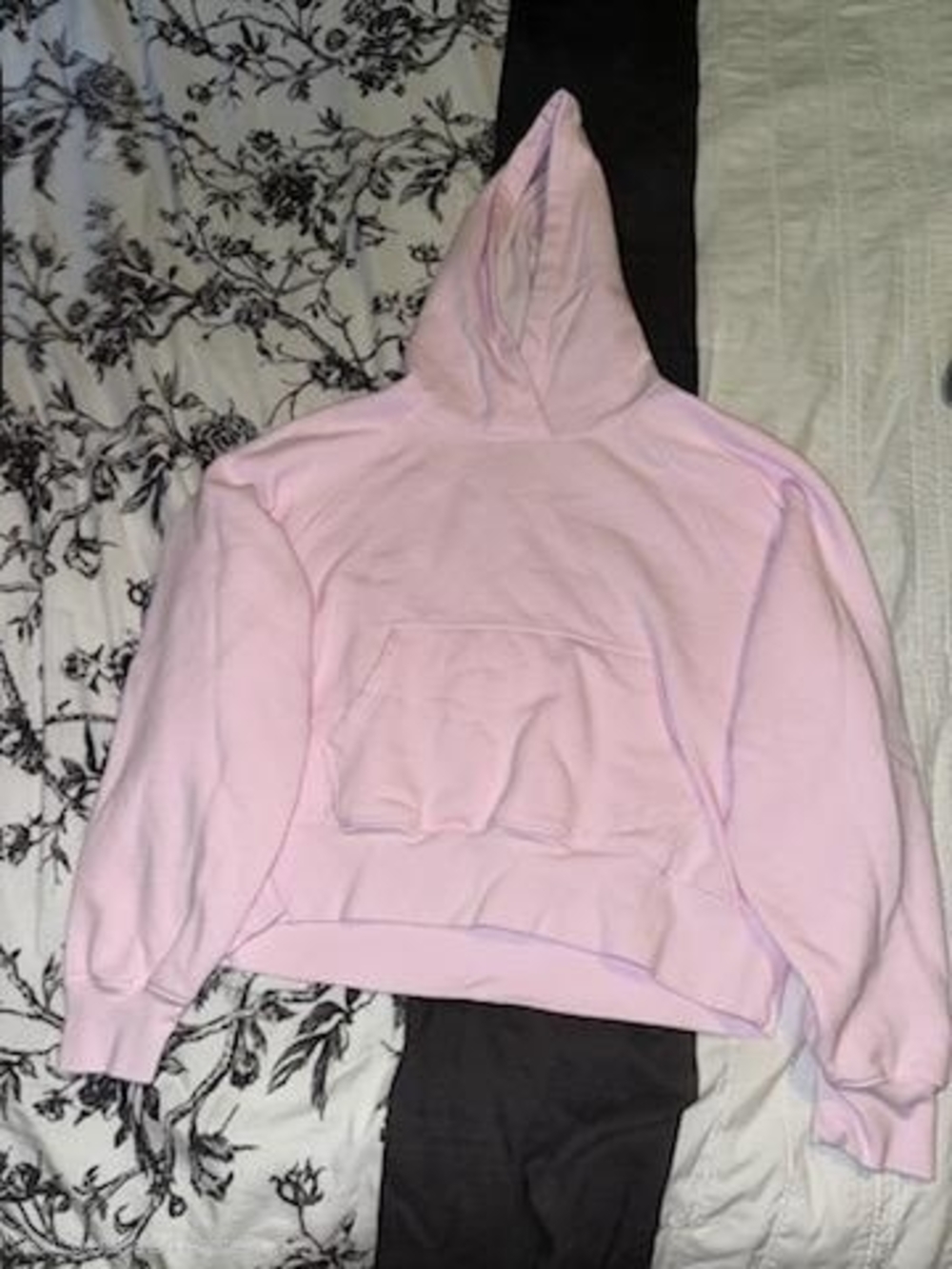 PINK Victoria's Secret Light Pink Fleece Hoodie & Shorts Set - Picture 2 of 7